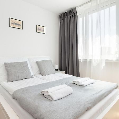Doki Business Apartment Center Gdansk By Yoca Zewnętrze zdjęcie